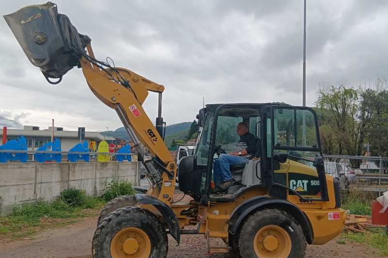 OmecoHub - Immagine CATERPILLAR 908M